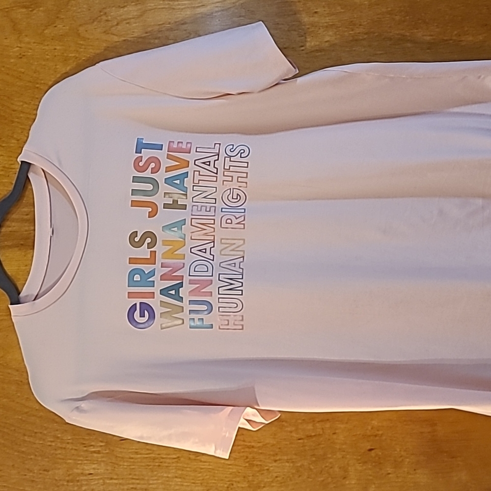 Tee